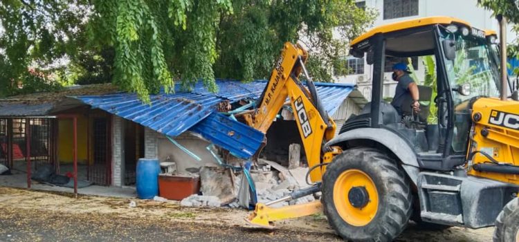 Tiada penjelasan mengenai isu utama dalam kenyataan Exco Kerajaan Negeri Selangor tentang perobohan kedai-kedai di Kampung Manickam
